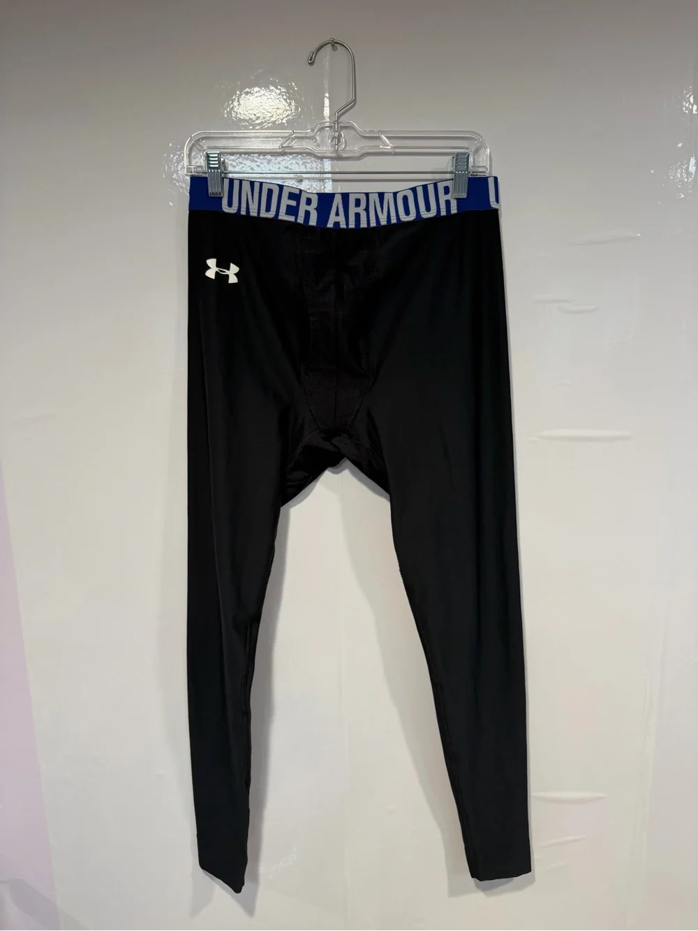 Under Armour Men’s Black Compression Leggings with Blue Waistband Base Layer